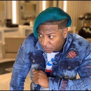 Meet your Posher, Julio